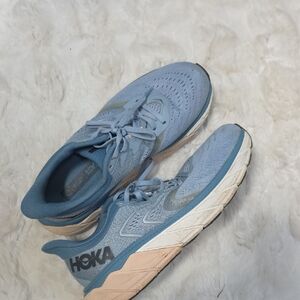 Hoka Blue Arahi Shoes